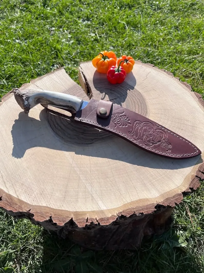 Royal Hunter Damascus Bowie