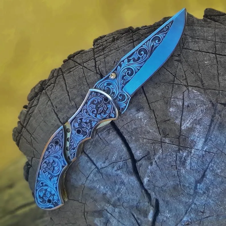 Decorative Fantasy Dagger and Curved Knife